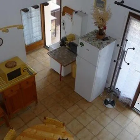 Climatisee 4 Pieces Avec Piscine, Terrasse, Proche Et Commerces - - Fr-1-782-10 Villa